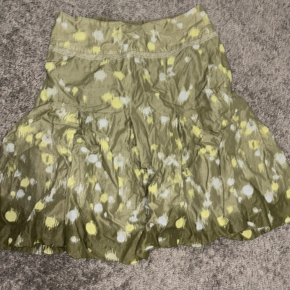 Green skirt